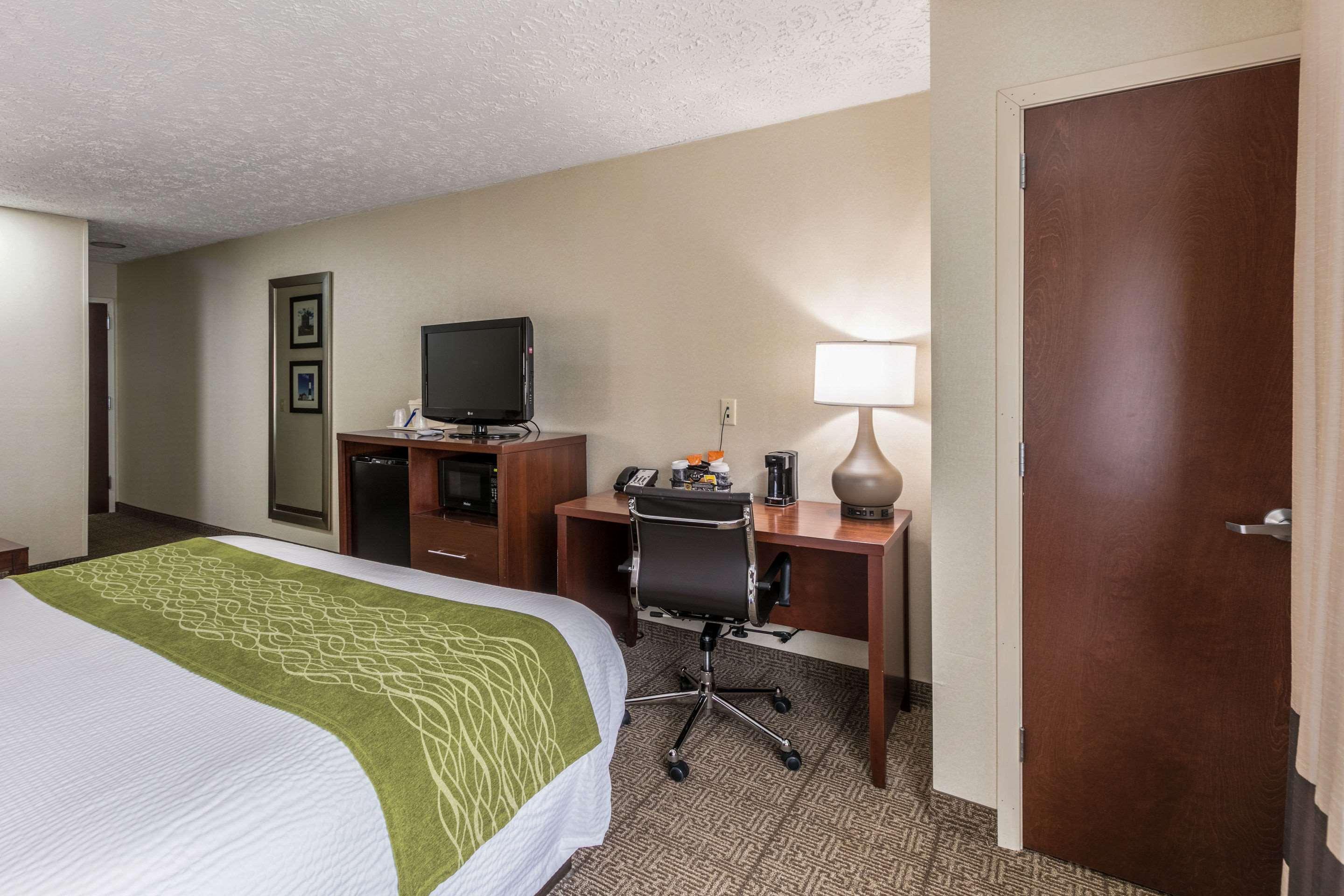 Comfort Inn Medford-Long Island Exterior foto